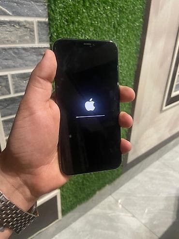 macbook pro: IPhone 11 Pro, 64 GB, Space Gray, Zəmanət, Simsiz şarj, Face ID — 2