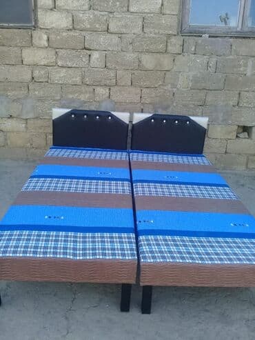 adyalar: Kravat Hazırları var Bir nəfərlik kravat 60 manat İki nəfərlik taxt — 10