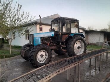 traktor altlıqlı qış çəkmələri: Traktor1221 ili 2011 kotan mala ile birge satilir — 2