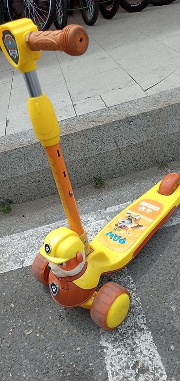 su skuter satilir: Skuter, təzə kimidir, supertoysdan 50 man alınıb, uşaq sürmür, cəmi 30 — 2