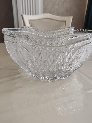 şuşe qab: Ağır Xrustal meyve qabı Çeki: 2690qr hündürlük:13 uz 27 sm - Material — 2