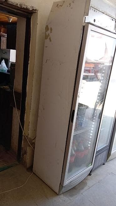 ref: Soyuducu vitrin və şüşə vitrindən ibarət mağaza avadanlığı paketi - — 2