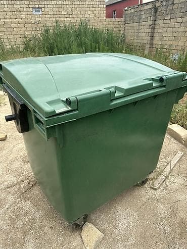 Sənaye tipli təkərli tullantı konteyneri - Material: möhkəm plastik