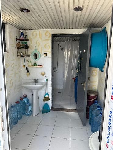 bine evler: 4 otaqlı, 130 kv. m, Kredit yoxdur, Orta təmir — 5