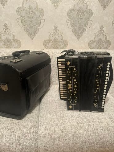 ikinci el elektronik piyano: Akustik Akkordeon, Yeni, Ünvandan götürmə — 1