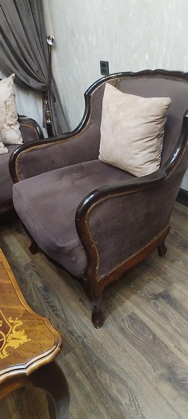 kreslo divan: İşlənmiş, Divan, İtaliya — 2