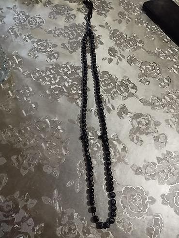 yuxuda muncuq boyunbagi: Məhsul: muncuq və təsbeh dəsti - 2 ədəd mavi muncuq boyunbağı: fərqli — 3