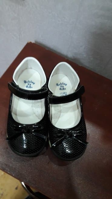 детская обувь 22 см: 1. 2 defe geyilib. Teze kimidi. 2. 3 yasa. 24 razmer — 2