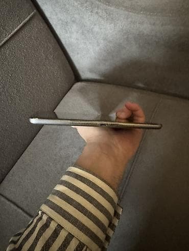 ipad 10 2: Apple iPad planşet,16 gb yaddash,adapter verilmir,barter taklif — 3