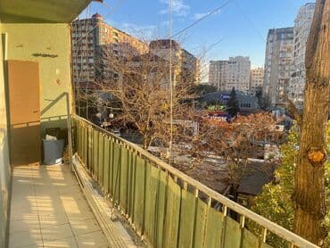 gəncə kiraye ev: Məzil kirayə verilir. 4 otaq, 9.4 m, 110 kv, Eshyasizdi konbi var orta — 16