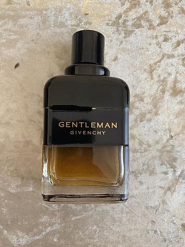 Givenchy Gentleman yenidir istifade olunmayib, qoxusunu beyenmeyen — 1
