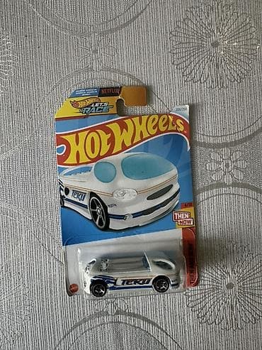 Hot Wheels qiymet 1 maşına aitdir Seçilmiş modellər: - Porsche 911 — 8