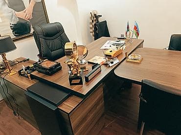 iclas masası: Mebel dəsti – Direktor/Ofis kabineti - Tərkib: geniş iş masası (L — 4