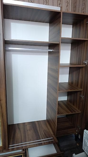 metbex şkaf: 3 qapılı, Güzgülü, Qəhvəyi, Digər material, Açılan, Düz dolab — 3