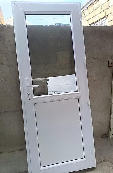 Ремонт и строительство: PVC qapı - Material: ağ rəngli PVC profil - Dizayn: yuxarı hissə — 1