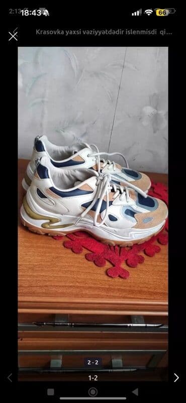 platforma qadın krossovkaları: Qadın ayaqqabıları dəsti 1) Ağırlıqlı idman ayaqqabısı (foto 1) - — 1