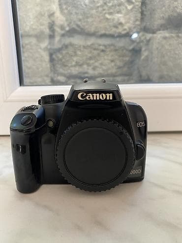mini pc: Canon EOS 1000D gövdə + Canon EF‑S 18‑55mm f/3.5‑5.6 II linza — 3