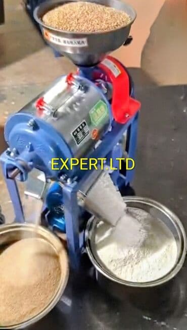 Unversal un üyüdən sənaye tipli dəyirman satılır. Ev və çörək