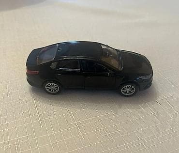 Kia: Kia K5 miniatür oyuncaq avtomobil modeli - Rəng: qara - Korpus: sedan — 7