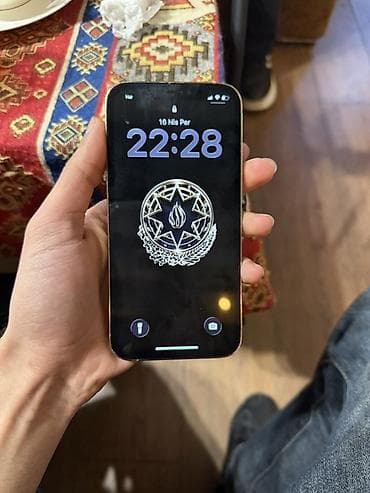 kontakt home iphone 5s: IPhone 12 Pro, 256 GB, Qızılı, Qırıq — 2