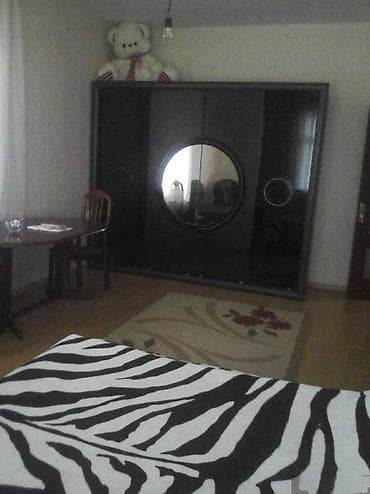 ev sekilleri: Rəsulzadə qəsəbəsində Araz marketin arxasinda 3 mərtəbəli evin 2 -3 — 3