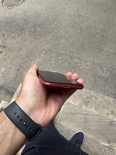 iphone gence: IPhone 11, 64 GB, Qırmızı, Face ID — 4
