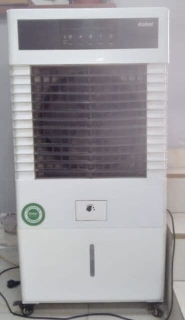 Qiymet 300 azn aşağı yeridə var