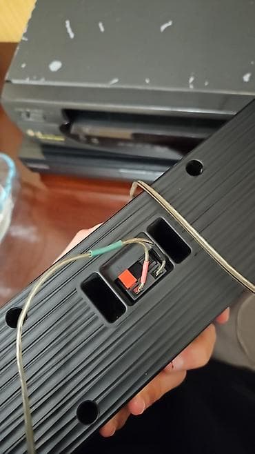 İşlənmiş Samsung Kolonka, Növ - Ev kinoteatrı üçün, rəng - Qara