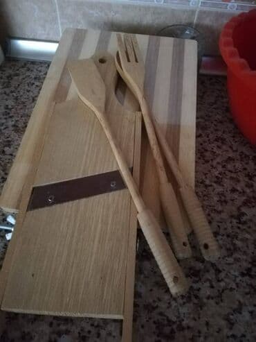 Dograma taxtasi - ve taxta qasiqlar - hec isledilmeyibdir - 4 parcadir lalafo.az -da Dograma taxtasi - ve taxta qasiqlar - hec isledilmeyibdir - 4 parcadir