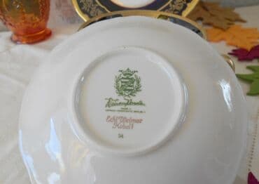 süd qabı: Çay dəsti — 3