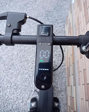 radio usb bluetooth: Elektrik skuter – şəhər içi rahat hərəkət üçün praktik model. Skutr — 4