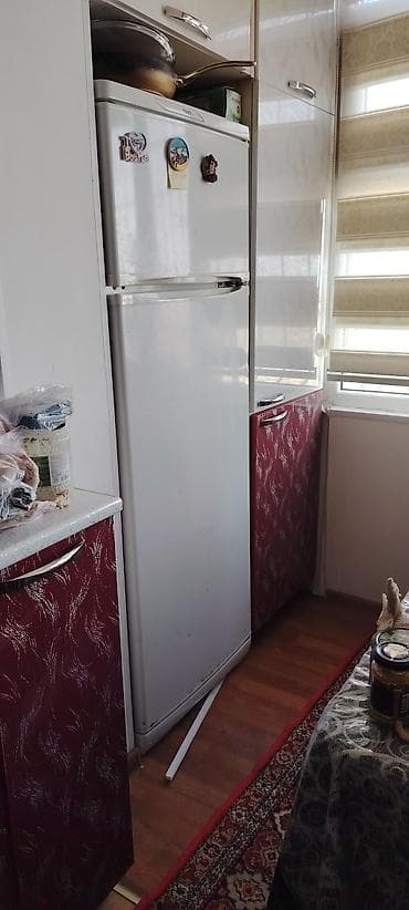 İşlənmiş 2 qapılı Stinol Soyuducu Satılır, rəng - Ağ