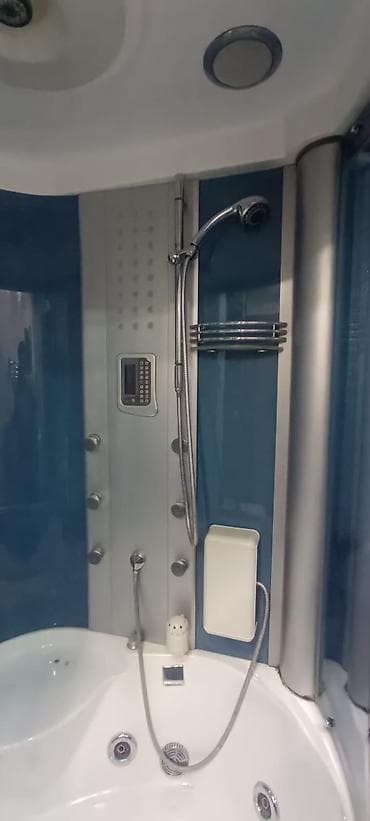 Dekorativ divar panelləri: Cakuzi satılır. Ölçüləri: 1.2m x 1.2m Yaxşı vəziyyətdədir. Çox az — 2