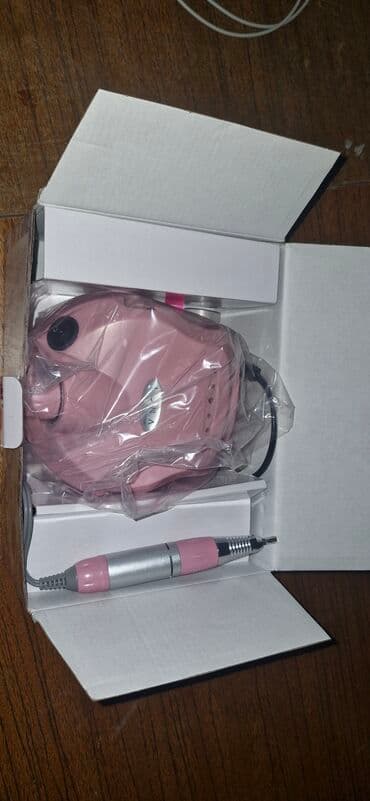 set za manikir i pedikir: Sun Lampa yenidir.
Manikür aparatı yenidir — 2