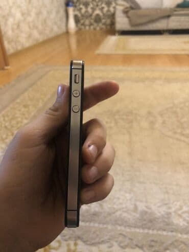 fly сотовые телефоны кнопочные: IPhone 4, Qara — 4