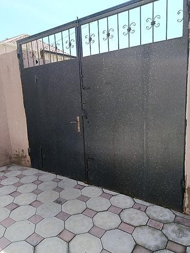 islemis darvazalar: İşlənmiş Dəmir Həyət darvazası, Yana açılan, 3 m, Mexaniki, Qapı ilə, rəng - Qara — 2