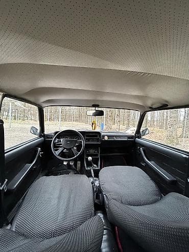 Su nəqliyyatı: VAZ 2107 sedan - Gövdə: 4 qapılı sedan, klassik dizayn - Rəng: tünd — 5