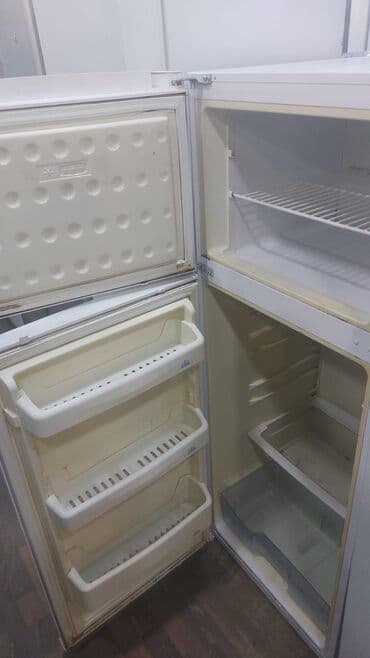 Plitələr və bişirmə panelləri: 2 qapılı Beko Soyuducu Satılır, rəng - Ağ — 1