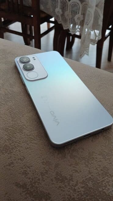 iqoo 12 qiymeti: Vivo Y19, Sensor — 1