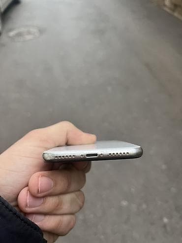 apple kredit: IPhone X, Серебристый, Face ID — 5