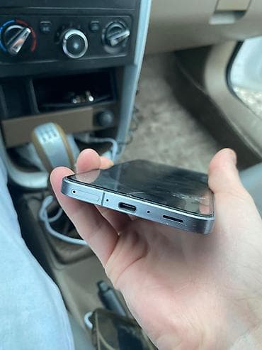 a 73 qiyməti: Samsung Galaxy A56, 128 GB, rəng - Boz, İki sim kartlı — 4