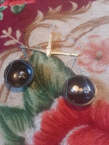 Mexaniki tərəzi və çəki dəstəsi - İkiqablı klassik mexaniki tərəzi -