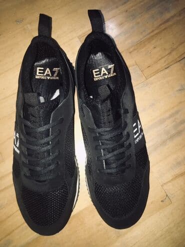 Кроссовки и спортивная обувь: Emporio Armani EA7 kişi krosovkası - Rəng: tam qara, yan hissədə və — 2