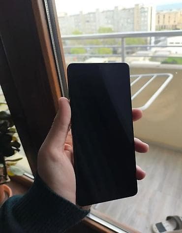 poco c51: Poco X5 Pro 5G, 256 GB, rəng - Sarı, Sensor — 4