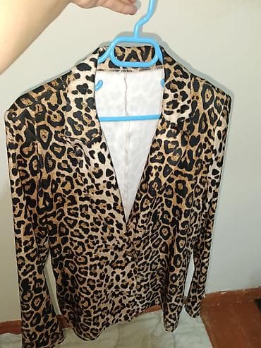 qara yubka: Leopard naxışlı qadın blezeri - Dizayn: Parlaq leopard print, klassik — 3