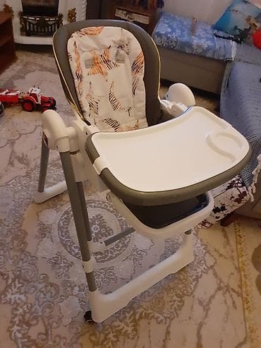 Yemək masaları, oturacaqları: Bir tek tekeri yoxdur.tapib kecirmek olar.yellencekdi hemde.basqa cox — 3