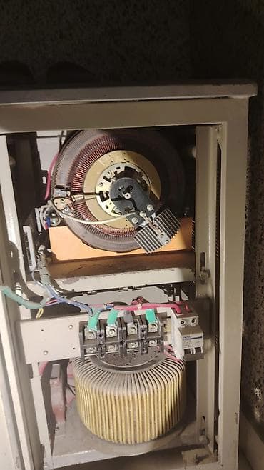 elektirik misar: Ikinci el 30kva nol fazagiriş 150v, çixiş 220v, heyet evinde — 2
