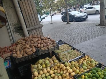 daş duz satışı: Meyvə-tərəvəz satışı – küçə köşkü Təzə və mövsümi məhsullar: - Nar - — 6