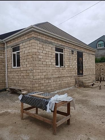 heyet evleri satilir: Wexsi qowa dawla tikilib, 5otaq,metbex,hamam tualet ayri ayriliqdadi — 7
