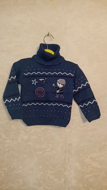 uşaqlar üçün hədiyyələr: Uşaq qışlıq koftalar.Biri yeni,digərləri bir dəfə geyinilib yeni — 2